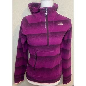 The North Face Hooded Pullover Size Small‎ NWOT